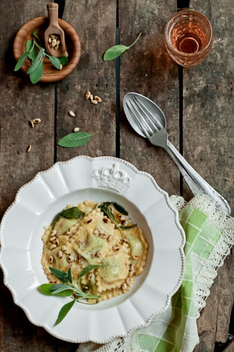 Raviolis farcis à la tomme de Savoie et aux épinards